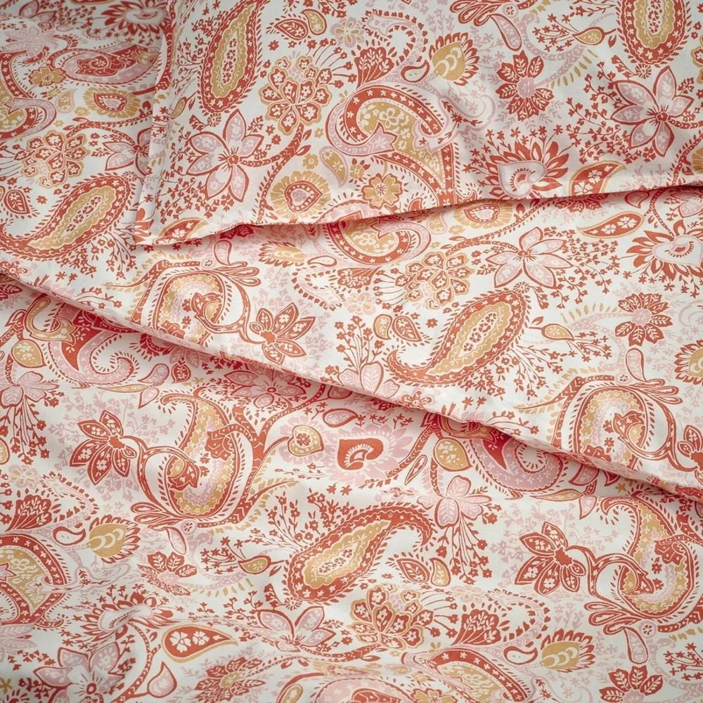 Paisley Patterned Bedding Set - Orange and Cream
